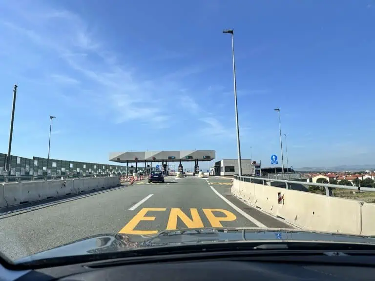 השכרת רכב שדה תעופה פודגוריצה